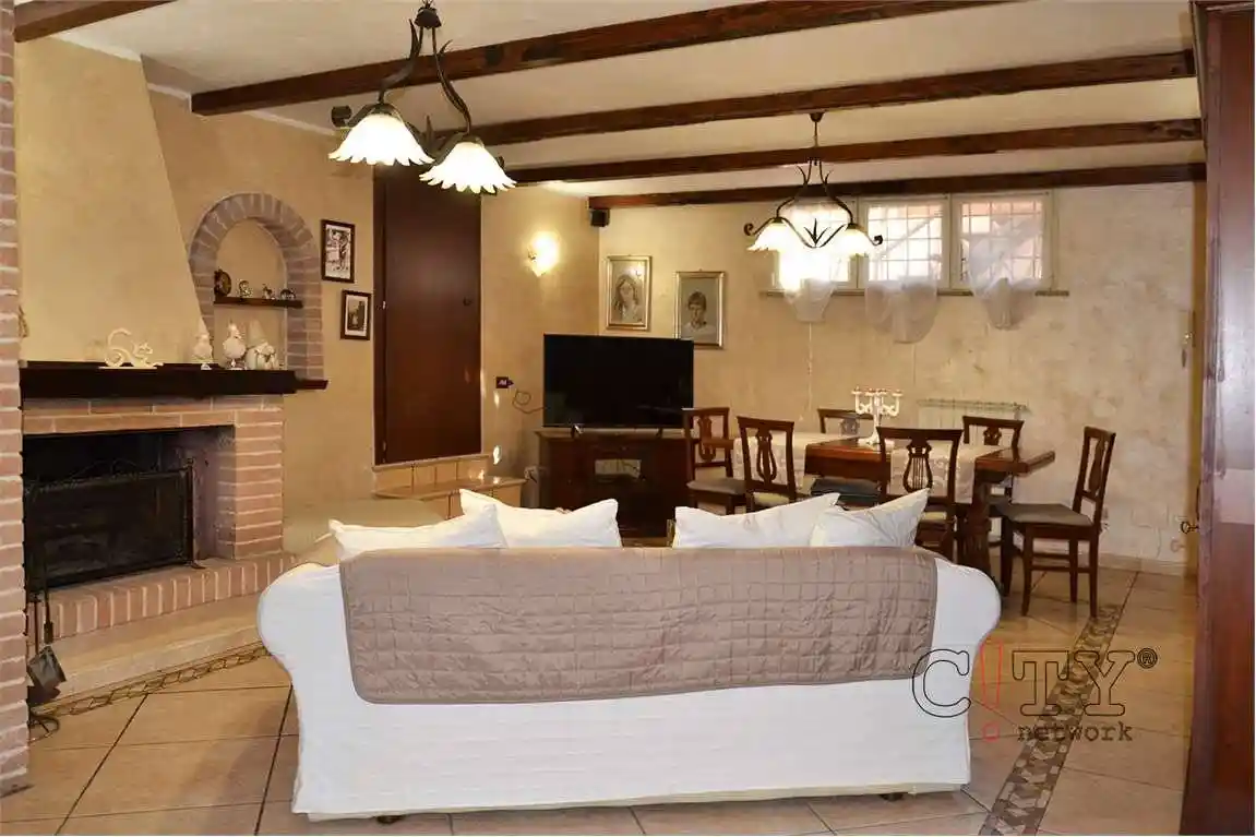 Villa in vendita a Ardea