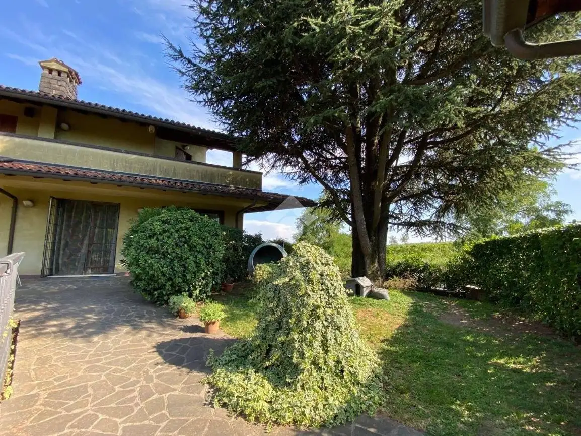 Villa bifamiliare, buono stato, 300 m², Villa Pedergnano, Erbusco - foto 2