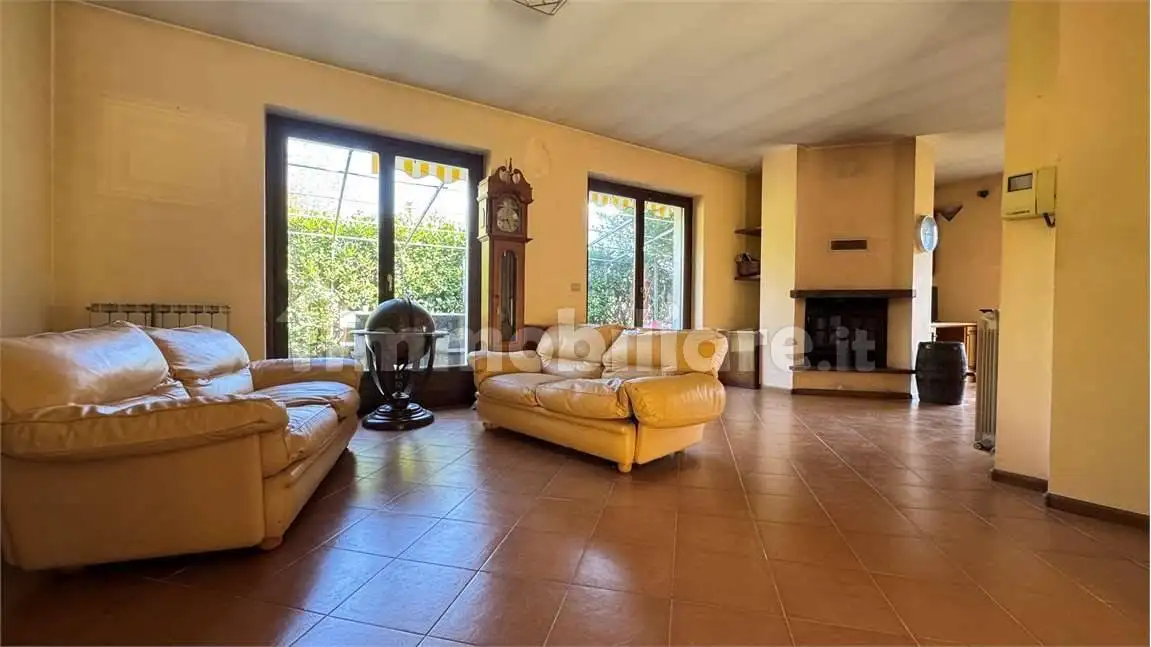 Terratetto unifamiliare via Mazzini, 15, Centro, Crevoladossola - foto 3