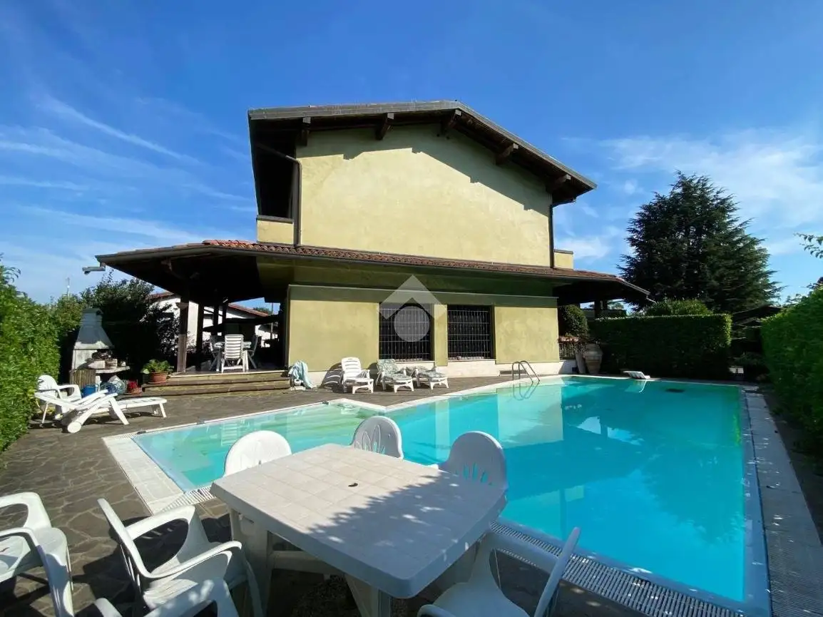 Villa in vendita a Erbusco