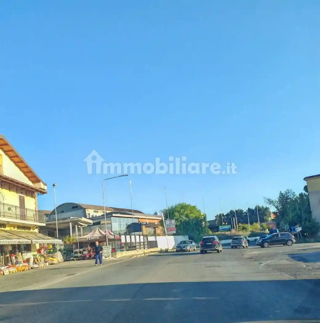 Palazzo - Edificio in vendita a Albano Laziale