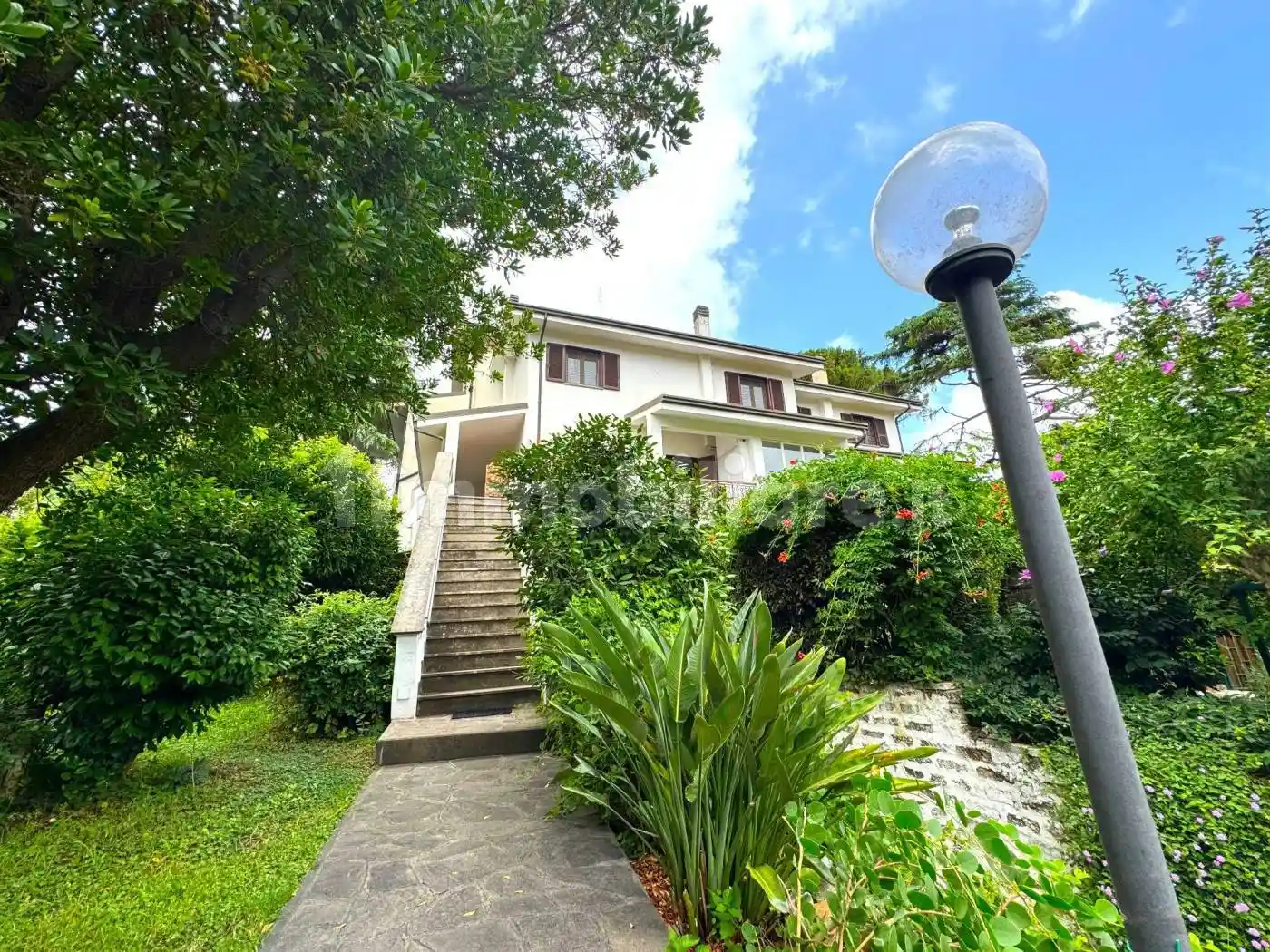 Villa in vendita a Marino