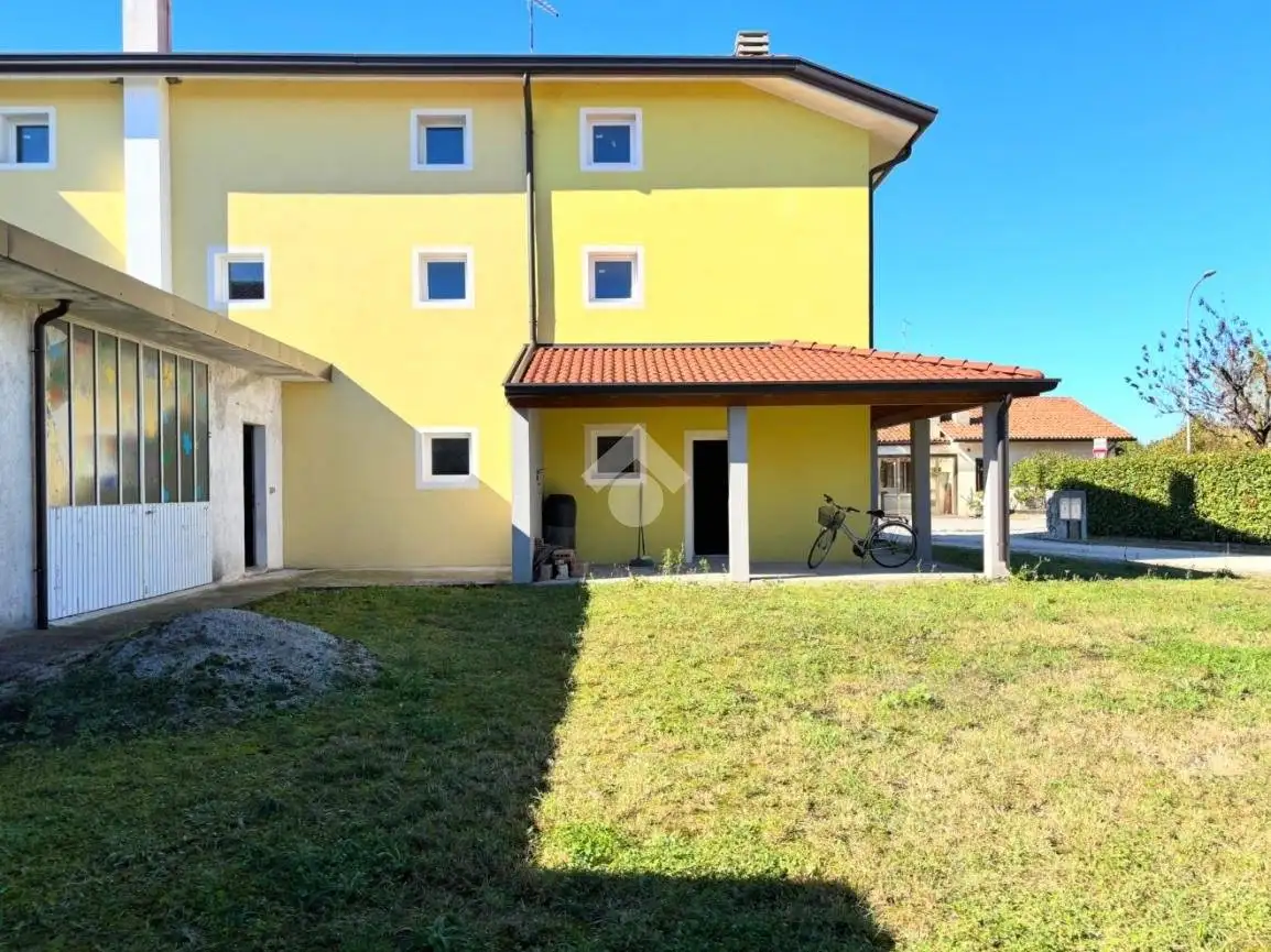 Casa indipendente in vendita a Muzzana del Turgnano