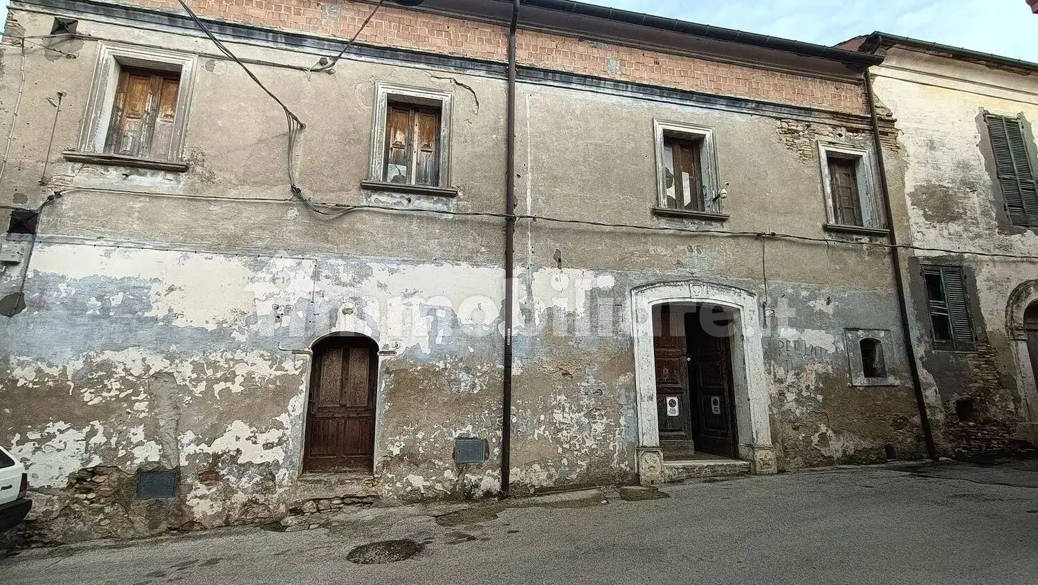Palazzo - Edificio in vendita a Portocannone