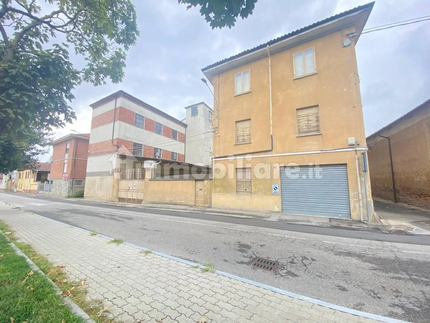 Rustico - Casale in vendita a Cambiano