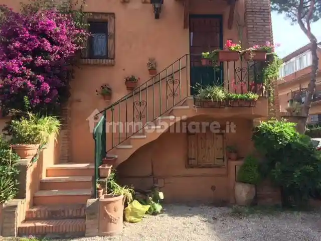 Trilocale via al Quarto Miglio 56, Quarto Miglio, Roma - foto 2