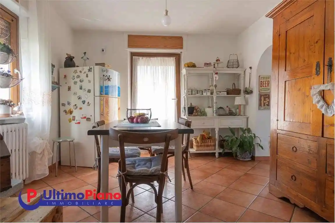 Appartamento buono stato, su più livelli, Chef Lieu, Saint-Christophe - foto 5