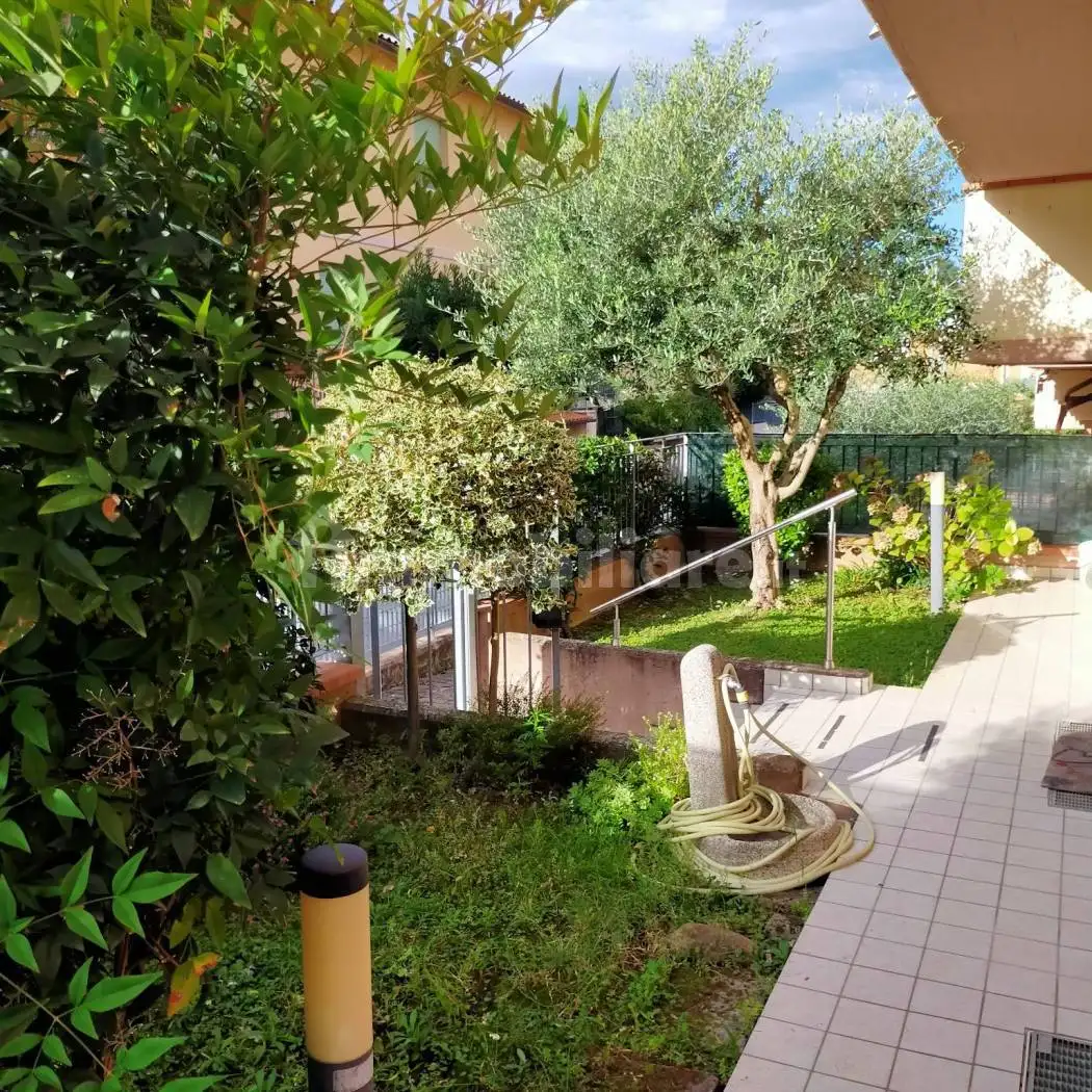 Appartamento in vendita a Rosora