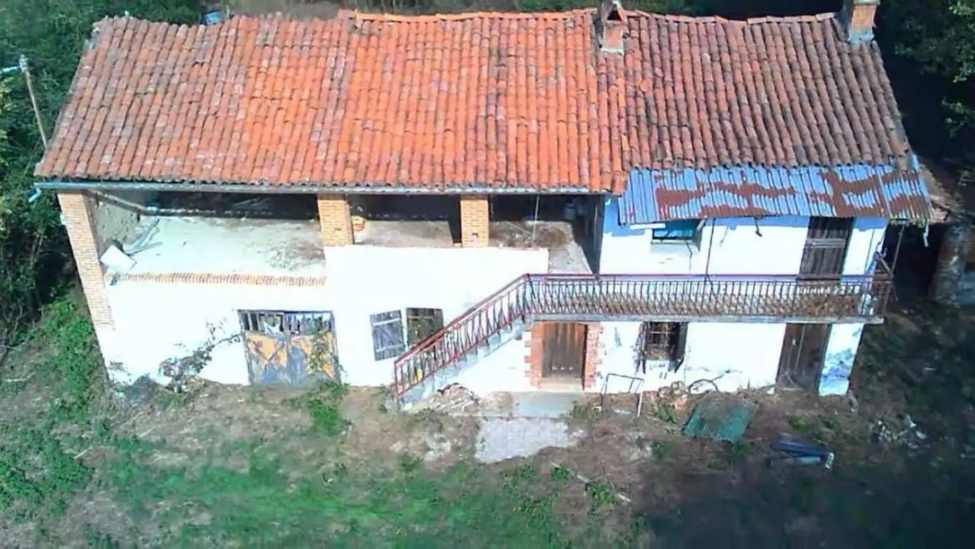 Casa indipendente in vendita a Salmour