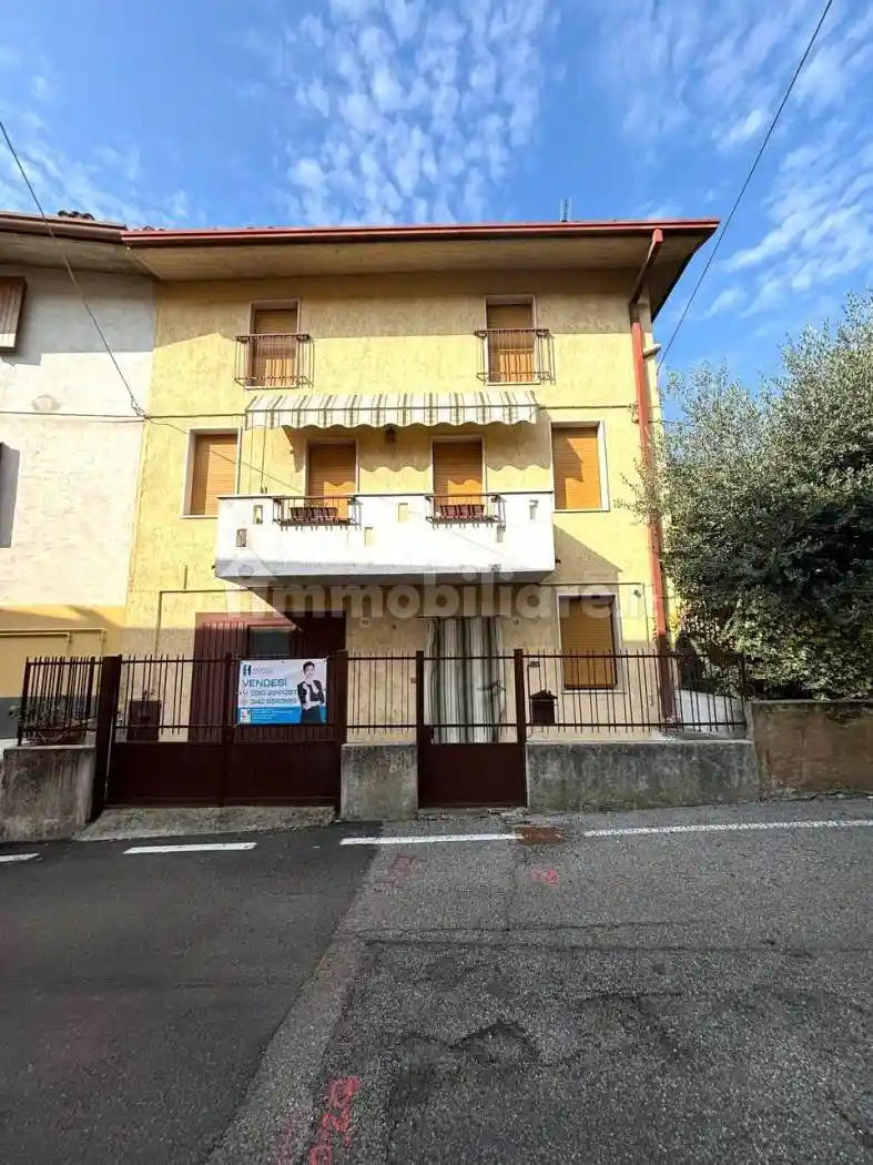 Casa indipendente in vendita a Botticino