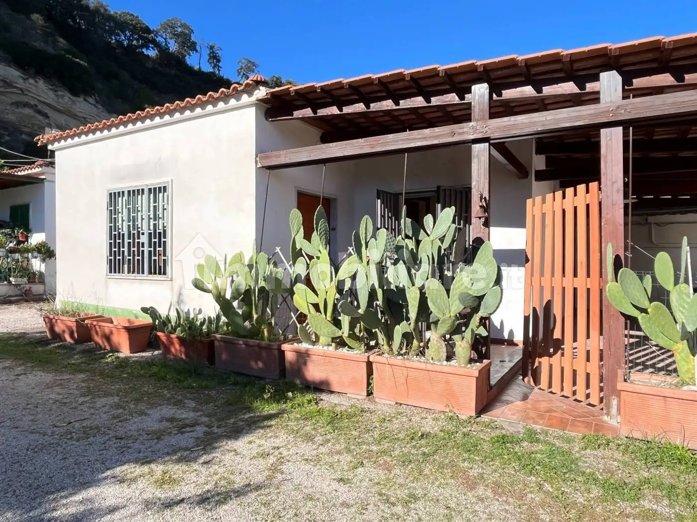 Appartamento in affitto a Pozzuoli