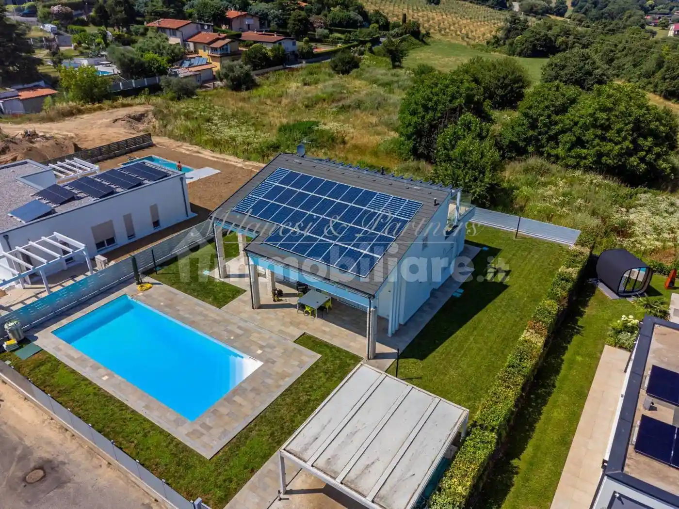 Villa in vendita a Lonato del Garda