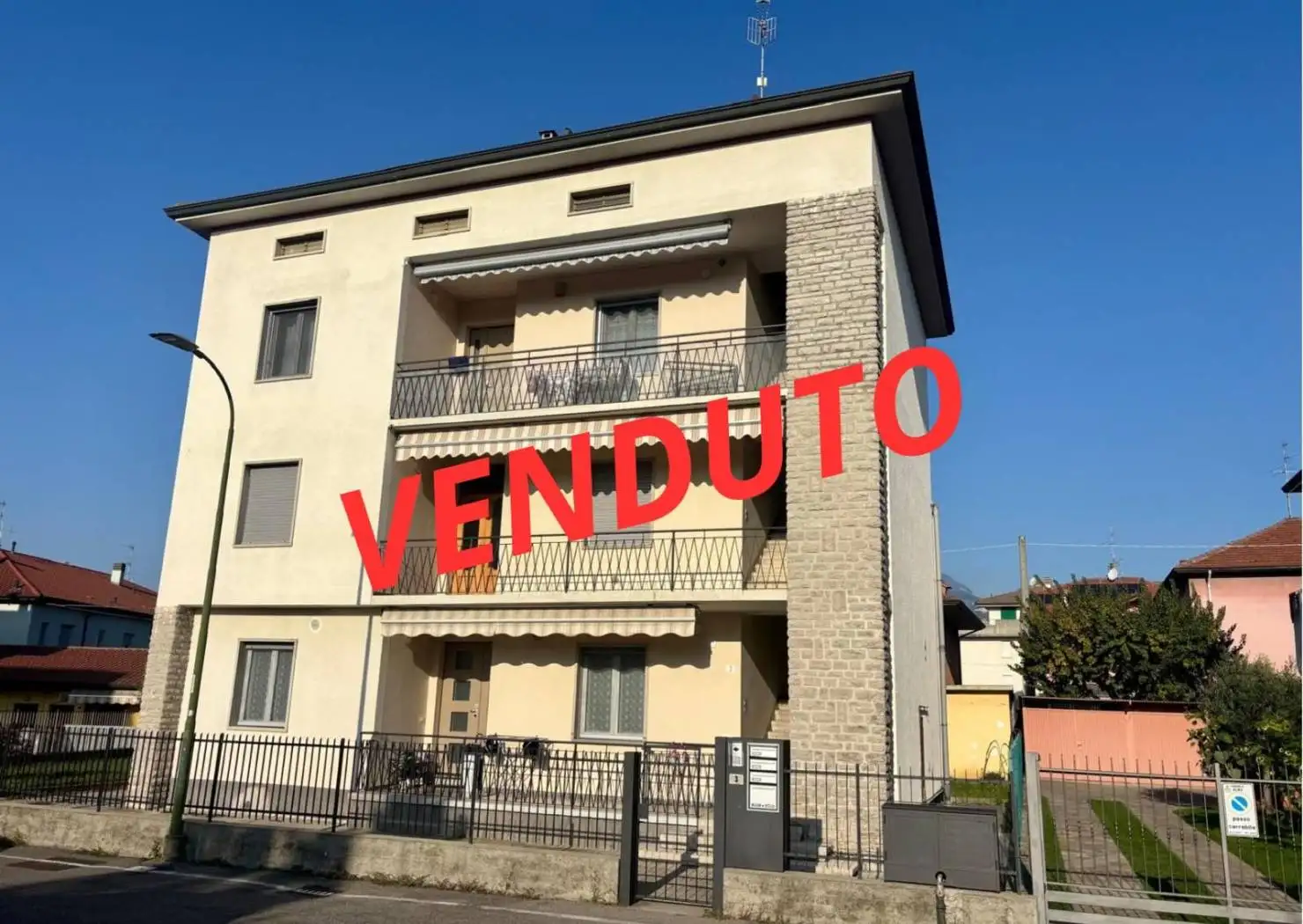 Appartamento in vendita a Almè