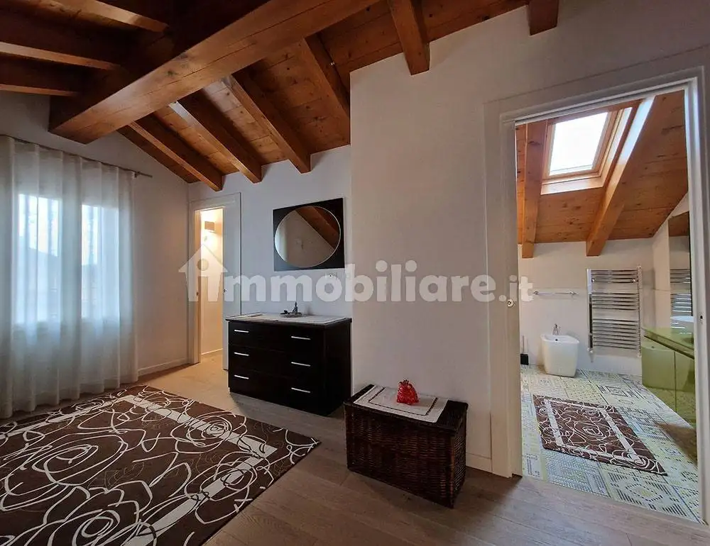 Villetta a schiera in affitto a Rosà