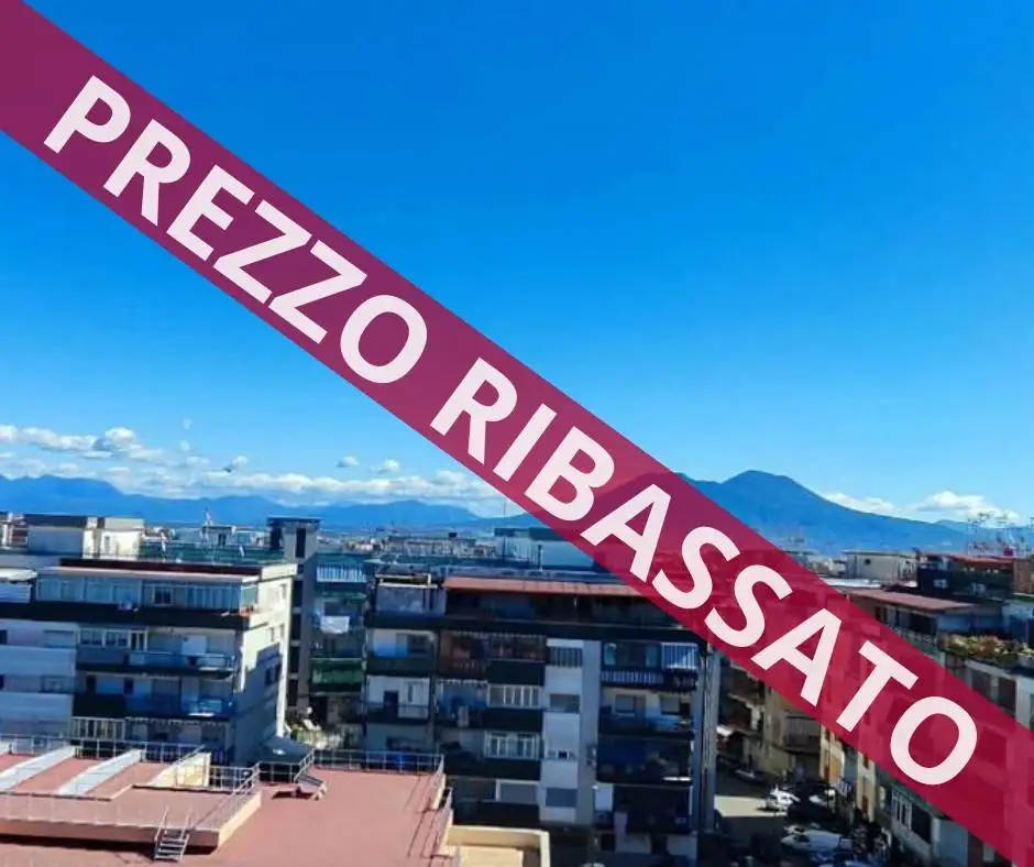 Appartamento in vendita a Napoli