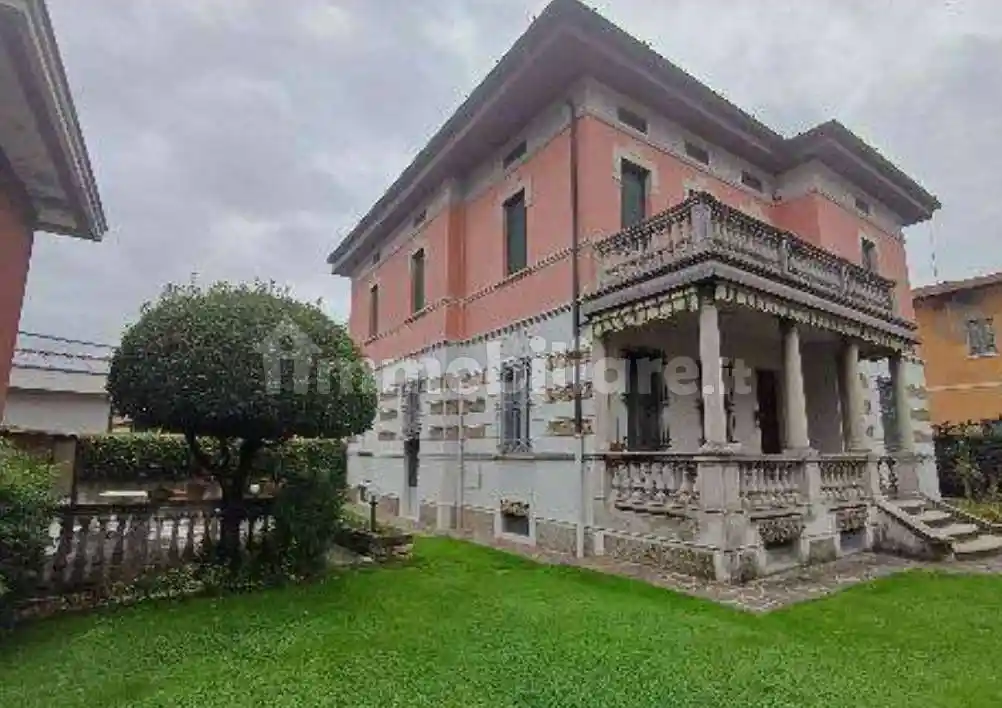 Villa in vendita a Coccaglio