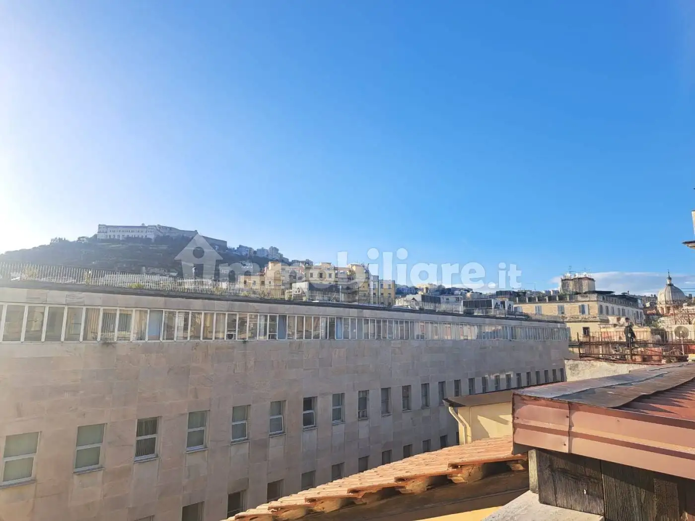 Appartamento in vendita a Napoli