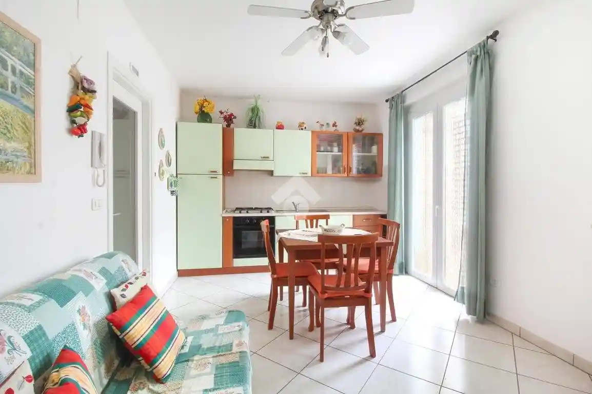 Trilocale via dei Piceni 4, Centro, Martinsicuro - foto 4