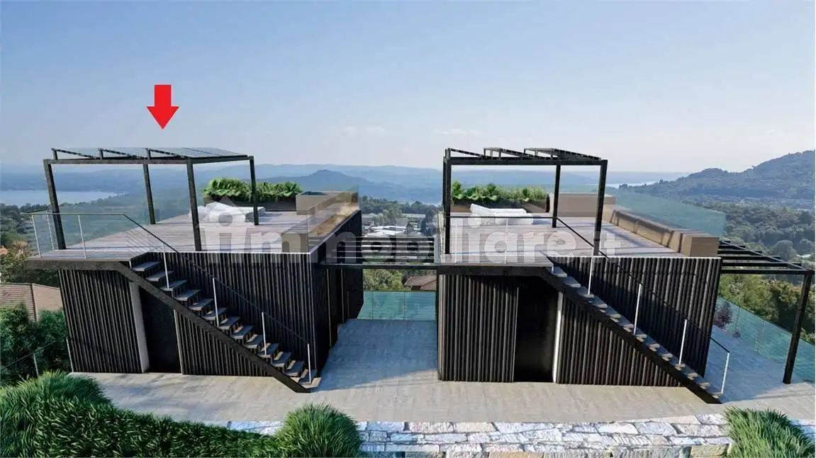 Casa indipendente in vendita a Nebbiuno