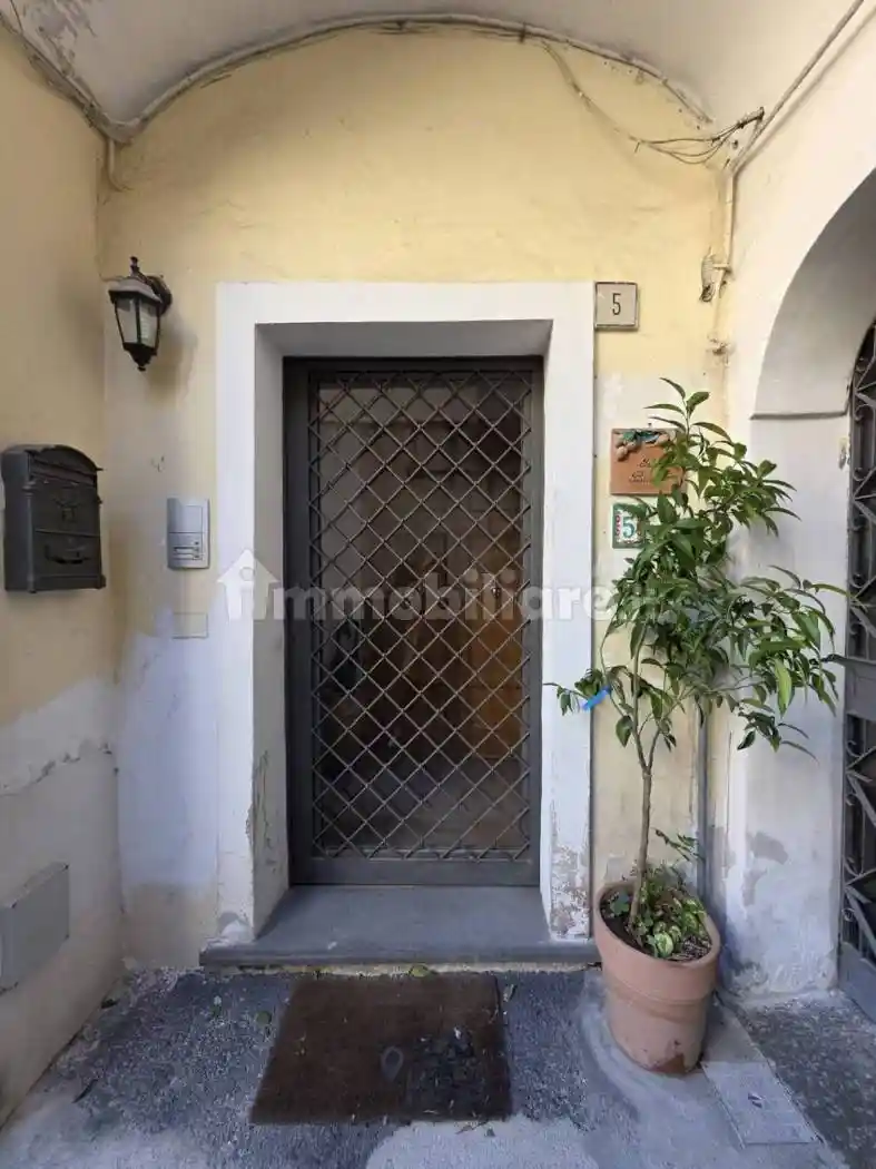 Trilocale via San Francesco di Paola 5, Centro Storico - Teatro Verdi, Salerno - foto 5