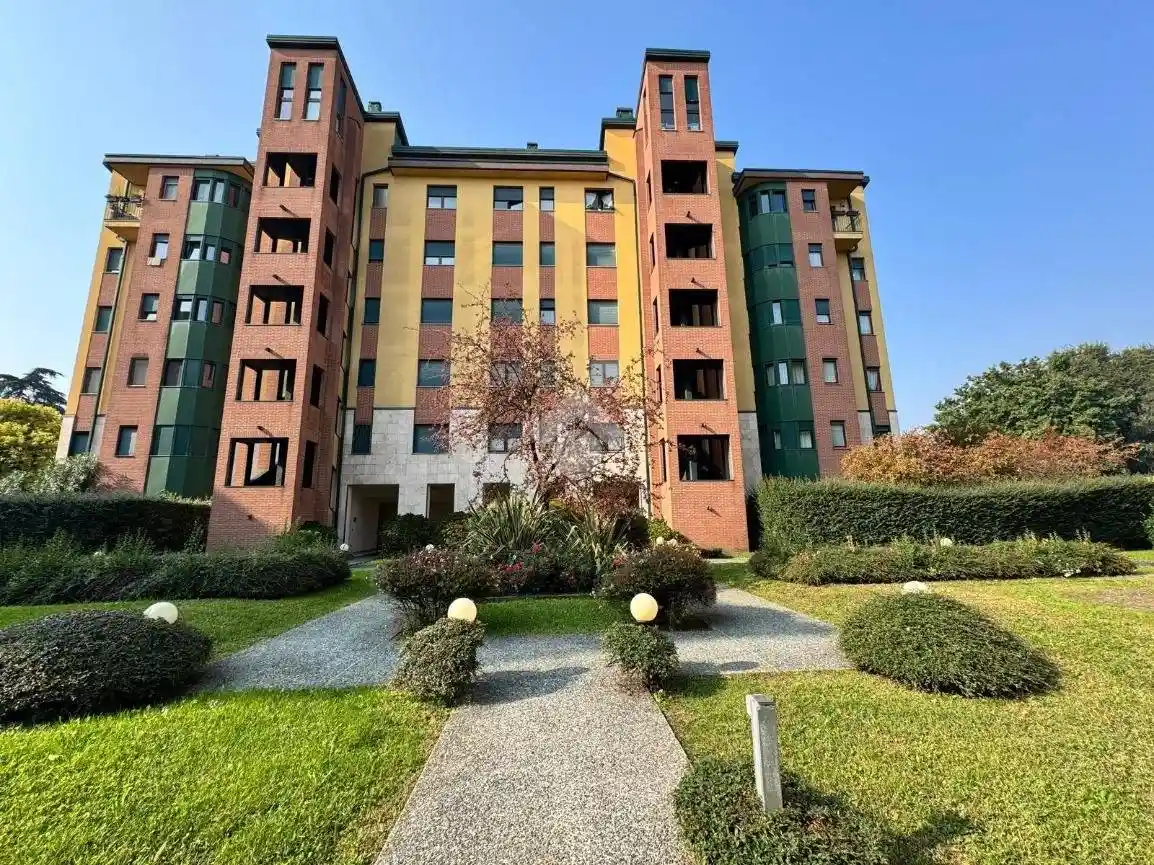 Appartamento in vendita a Monza