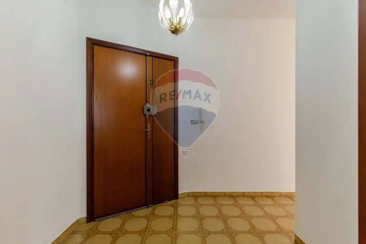 Quadrilocale via Beato Bartolo Longo 5, Via Pola, Via Papa Giovanni XXIII, Ostuni - foto 2