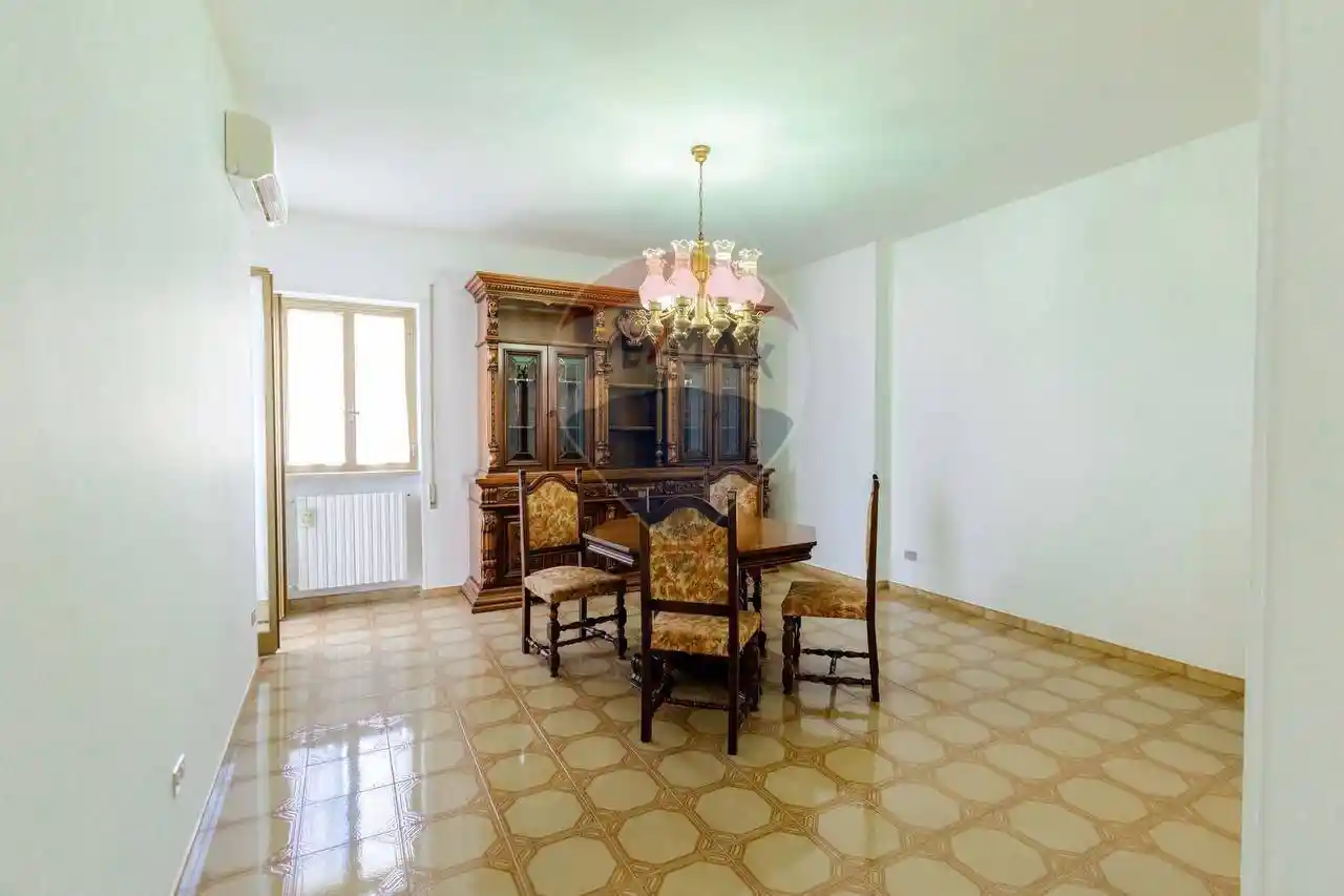 Quadrilocale via Beato Bartolo Longo 5, Via Pola, Via Papa Giovanni XXIII, Ostuni - foto 4