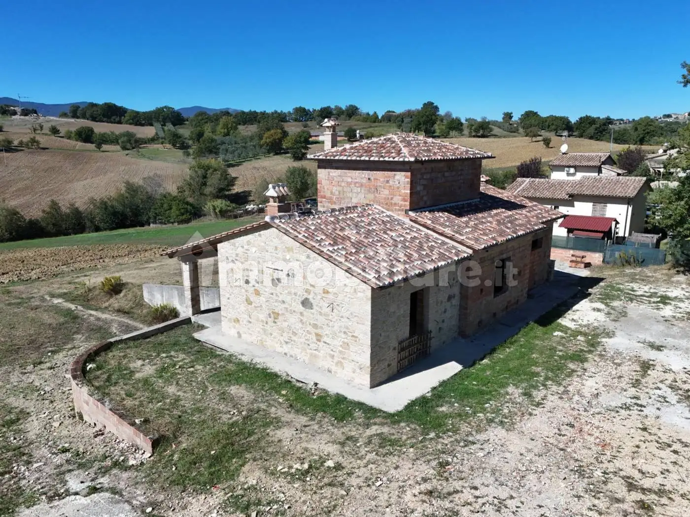 Rustico - Casale in vendita a Avigliano Umbro