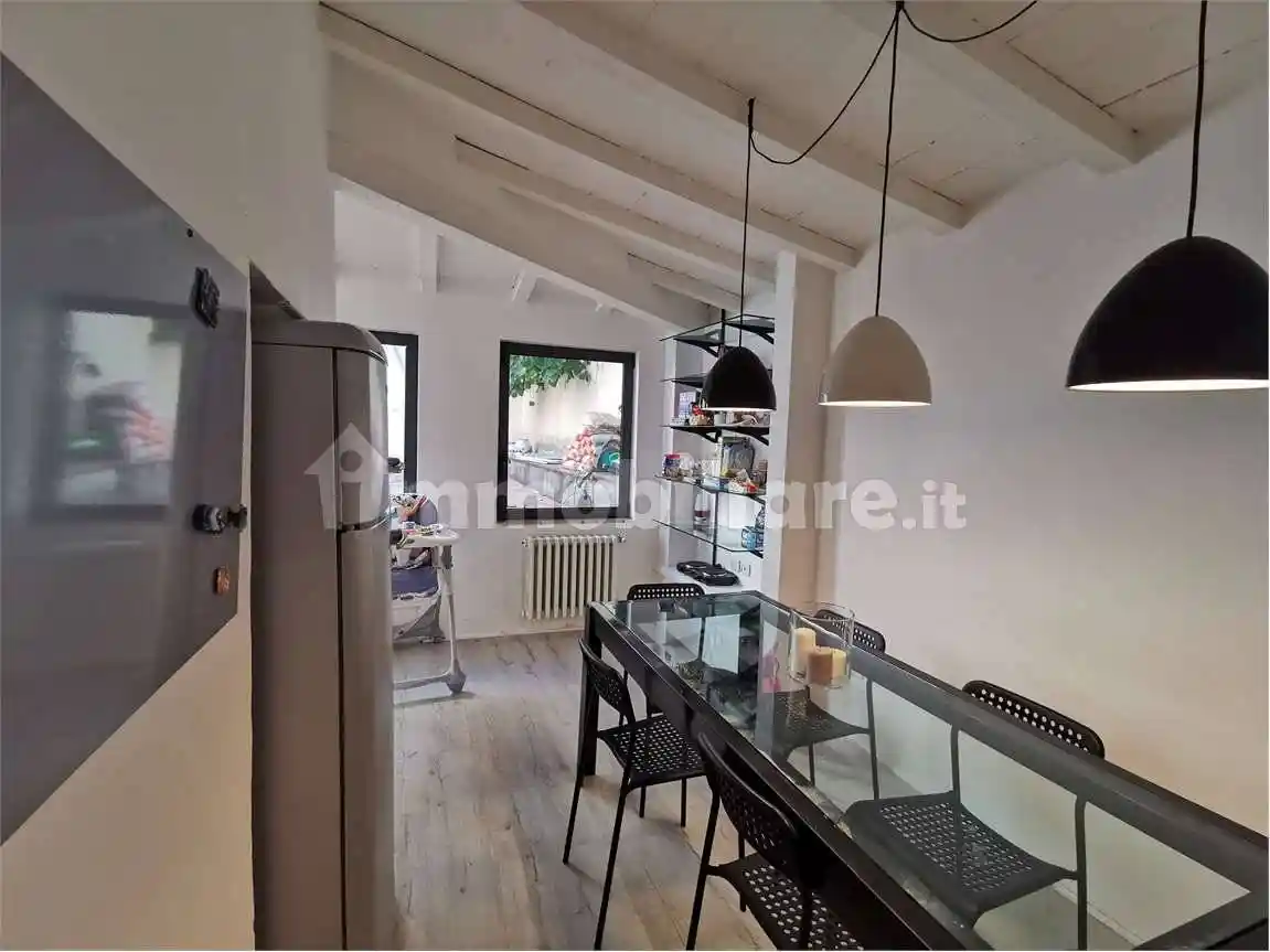 Palazzo - Edificio in Vendita - foto 2