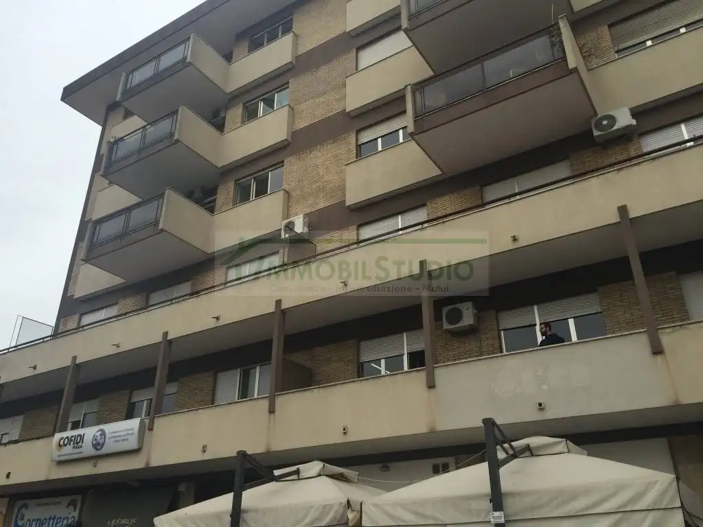 Appartamento in affitto a Bari