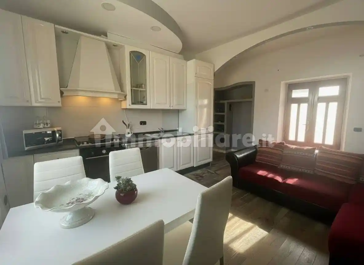 Appartamento in vendita a Malnate