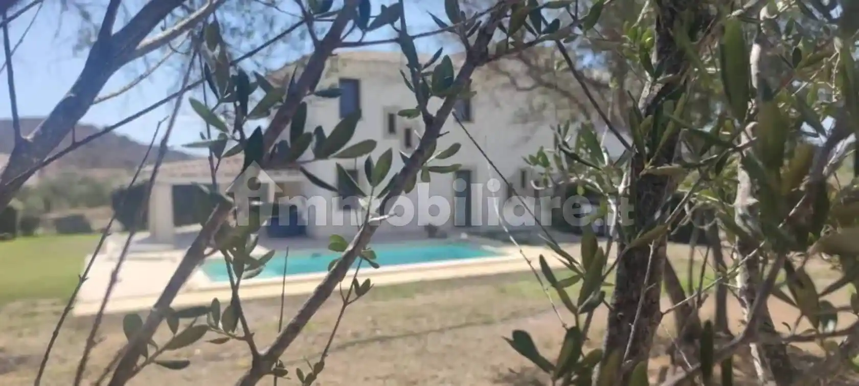 Villa in vendita a San Teodoro