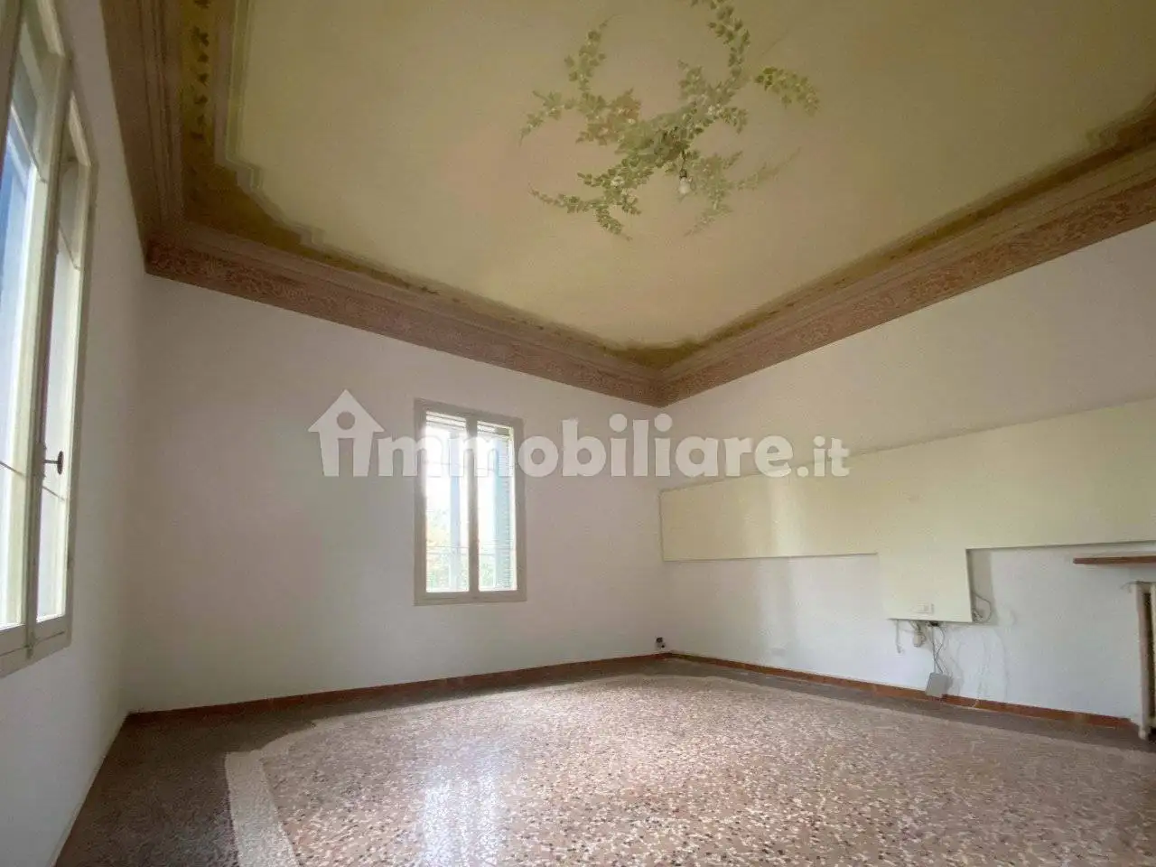 Appartamento in affitto a Mirandola