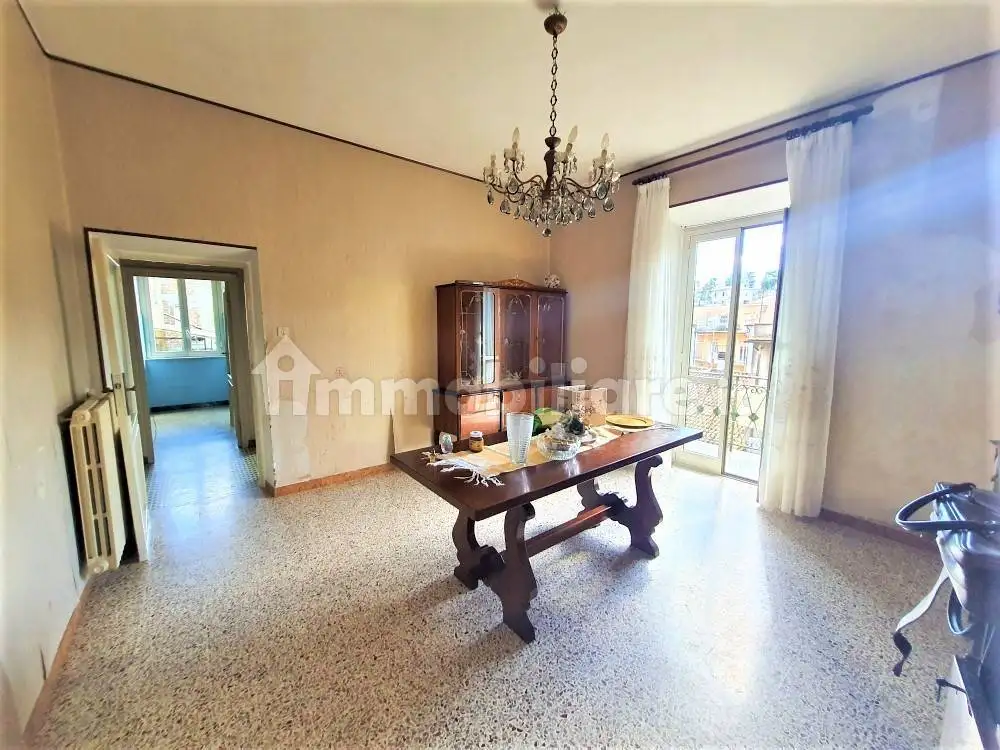 Appartamento in vendita a Carbognano