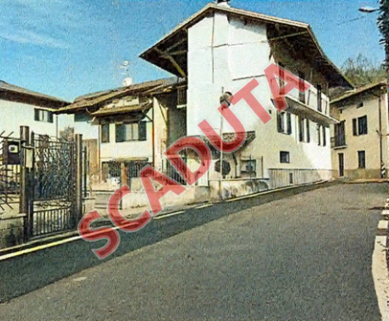 Appartamento in vendita a Borgosesia