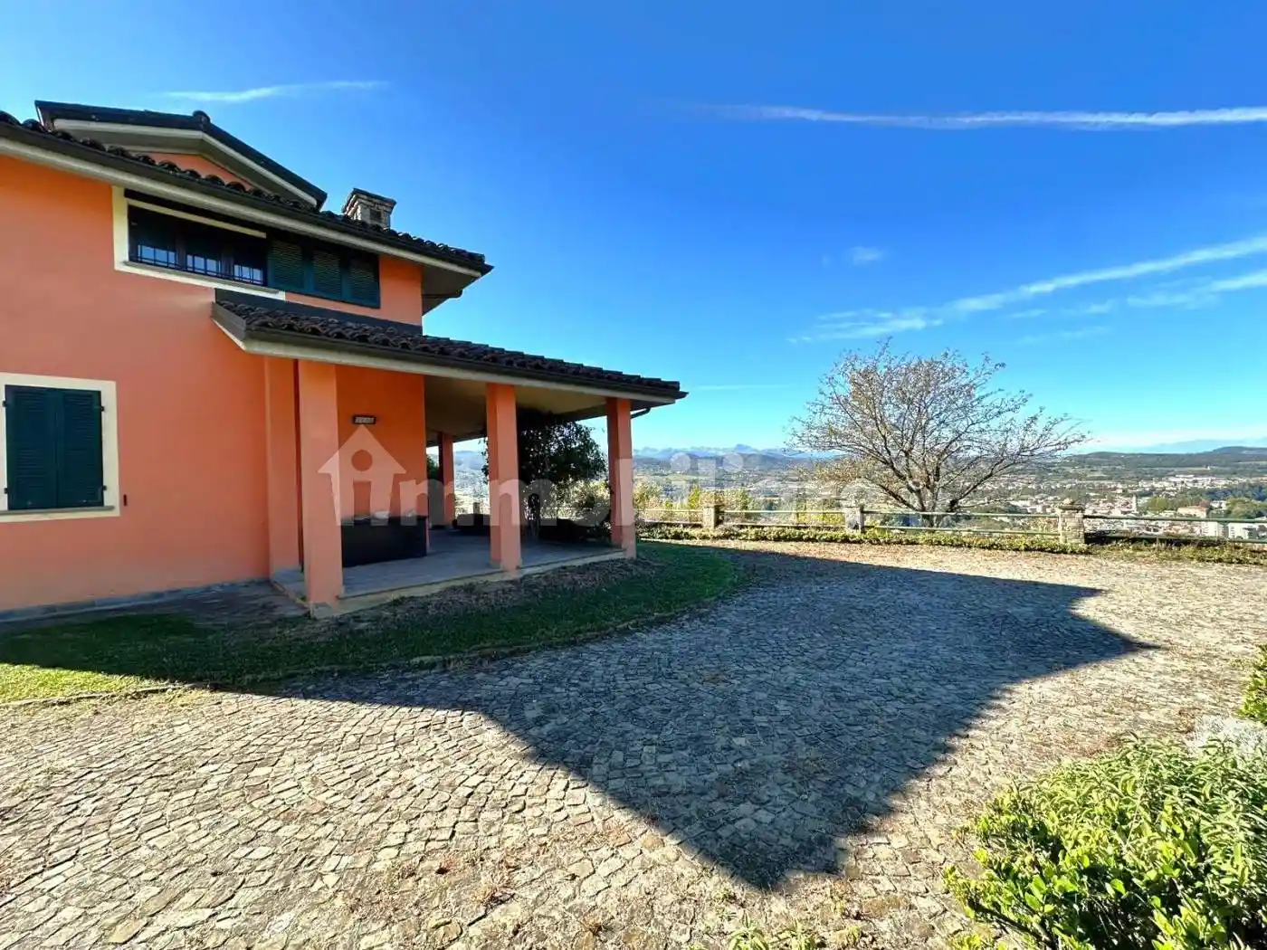 Villa in vendita a Ceva