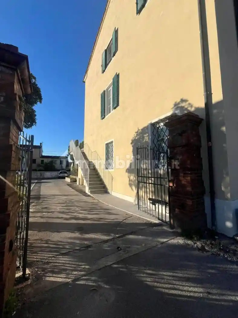 Trilocale via Pesciatina 154, San Vito, Lucca - foto 2