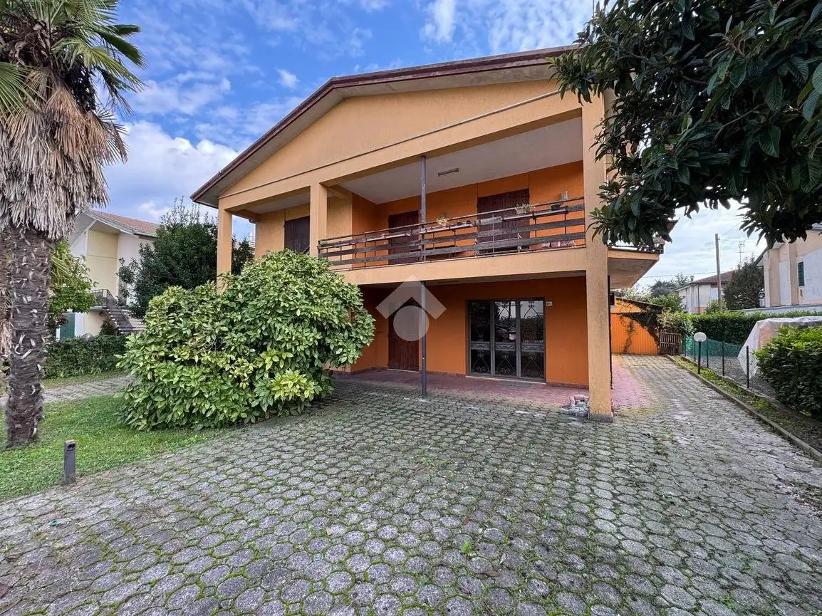 Villa in vendita a Piazzola sul Brenta