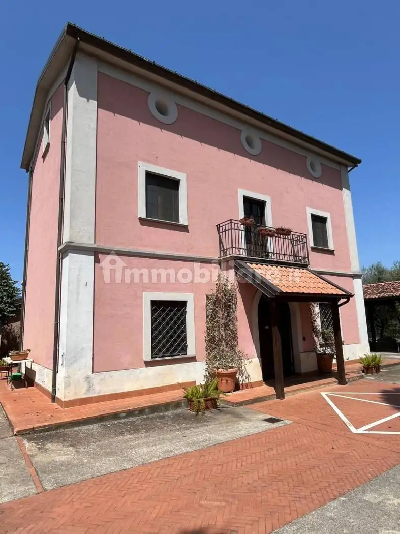 Villa in vendita a Castrovillari