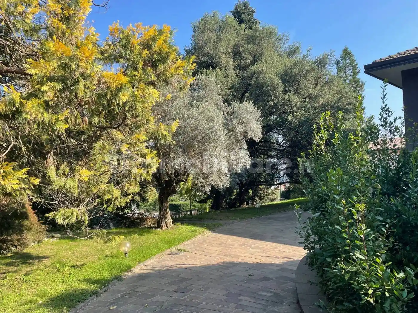 Villa unifamiliare via Alessandro Manzoni, Uggiate Trevano, Uggiate con Ronago - foto 2