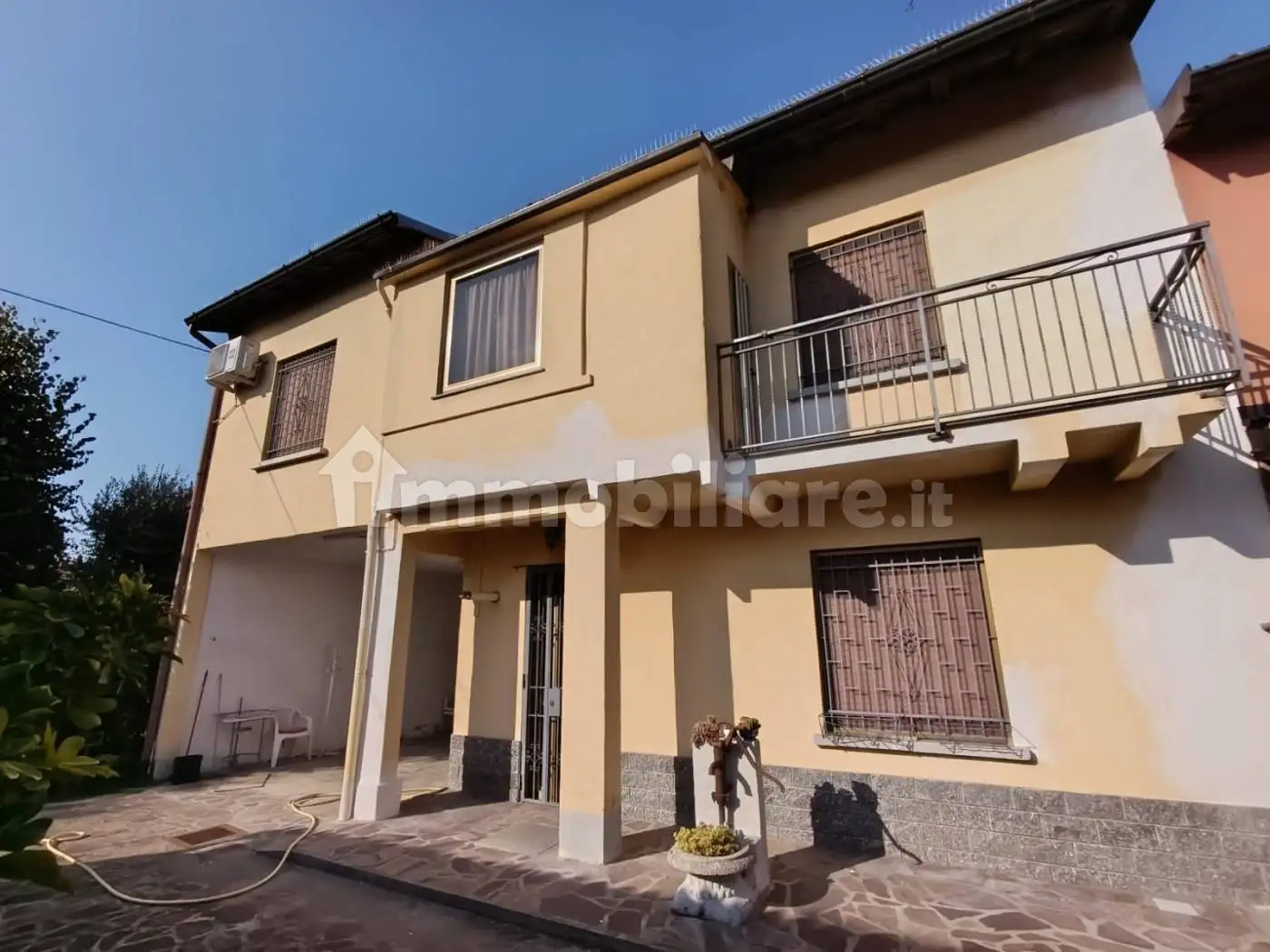 Villa in vendita a Bressana Bottarone