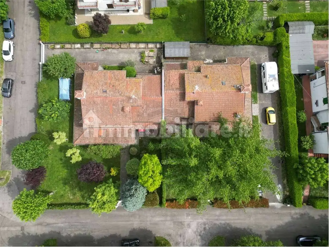 Villa in vendita a Reggio Emilia