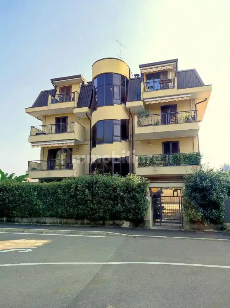 Trilocale via Grazia Deledda 71, Santa Margherita, Aliprandi, Lissone - foto 2