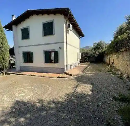Villa in vendita a Monte Compatri