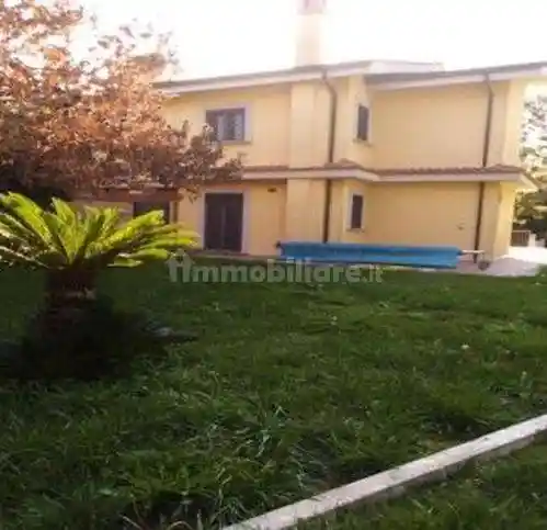 Villa in vendita a Ariccia