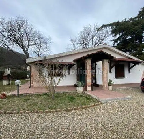 Appartamento in asta a Viterbo