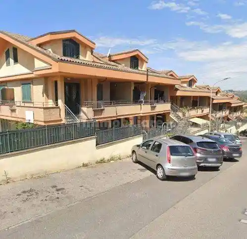 Appartamento in vendita a Guidonia Montecelio