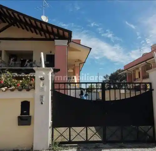 Appartamento in vendita a Pomezia