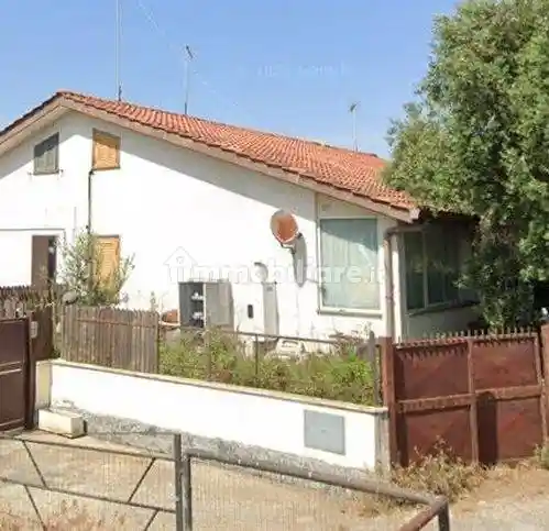 Casa indipendente in vendita a Ardea