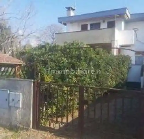 Casa indipendente in vendita a Anzio